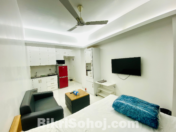 Furnished Serviced One Apartment for Rent in Bashundhara R/A